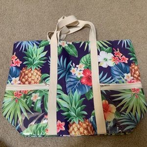Tropical tote